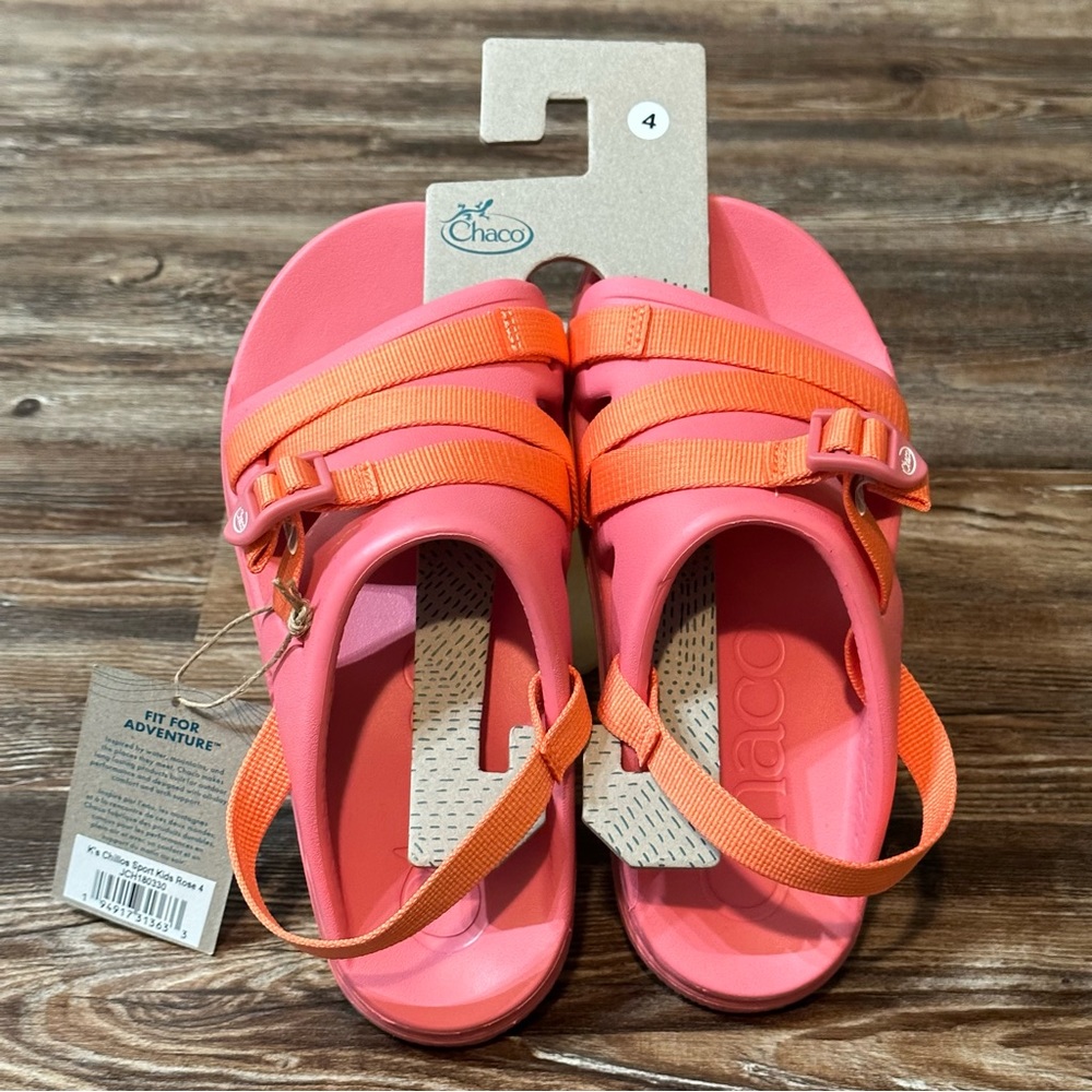 NWT! Chaco Kid’s Chillos Sport Rose Sandals! Size 4